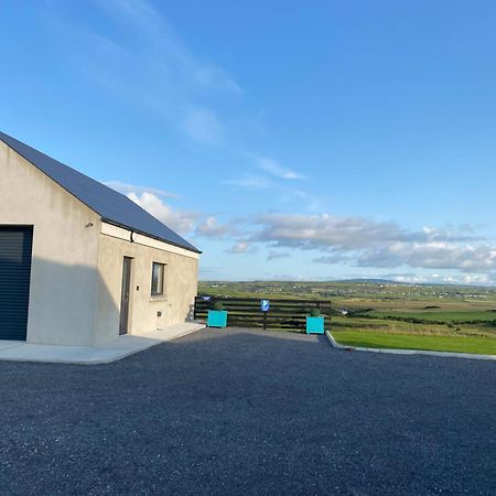 Hill Top View Apartment Lahinch Exteriér fotografie