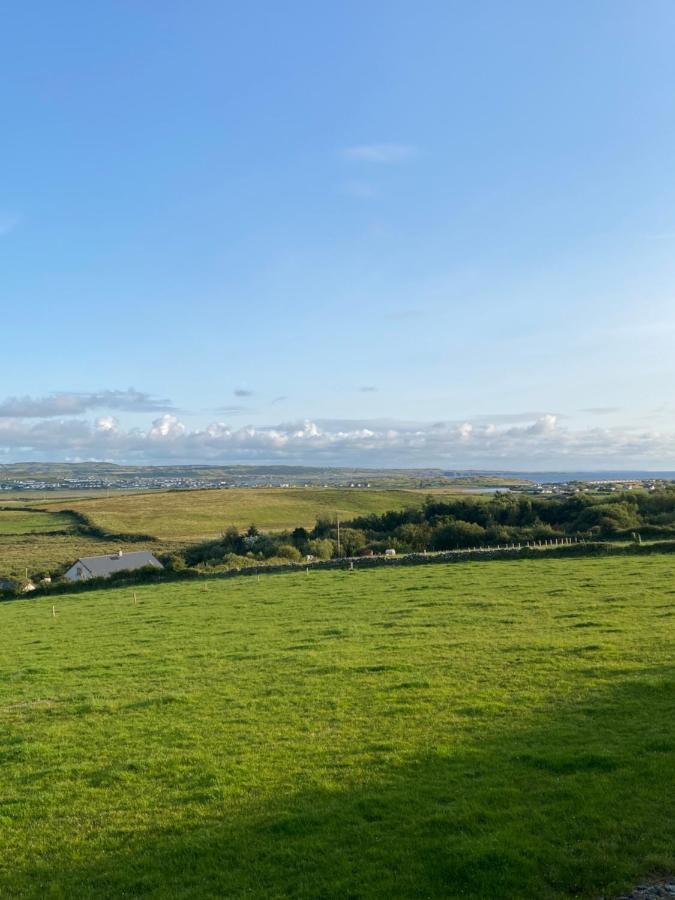 Hill Top View Apartment Lahinch Exteriér fotografie